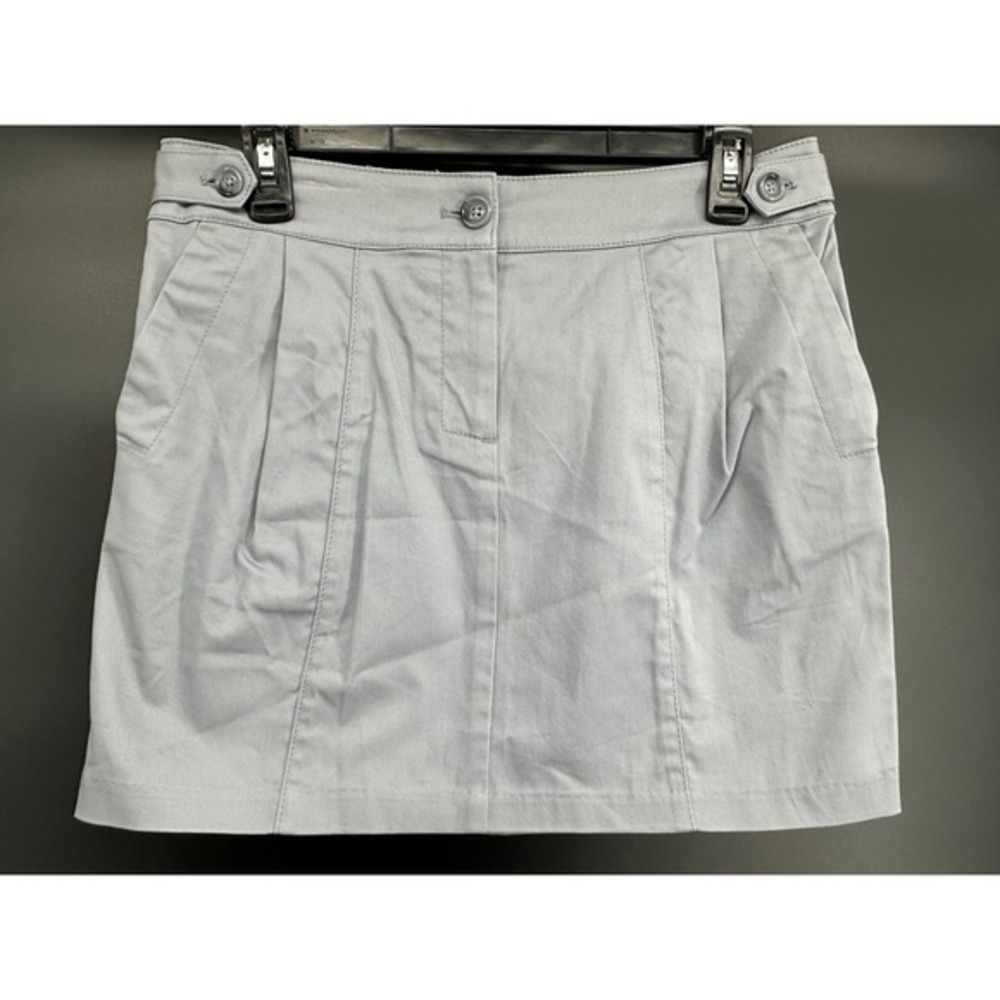 NWT‎ Gap Light Gray Mini Skirt – Size 4 – Cotton Blend